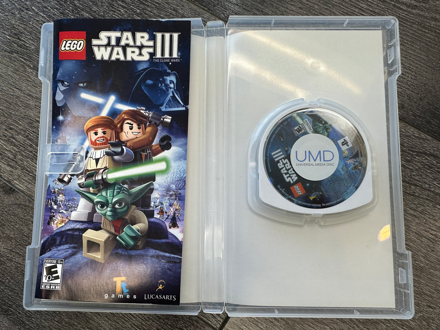 Lego Star Wars III - The Clone Wars- PSP Game